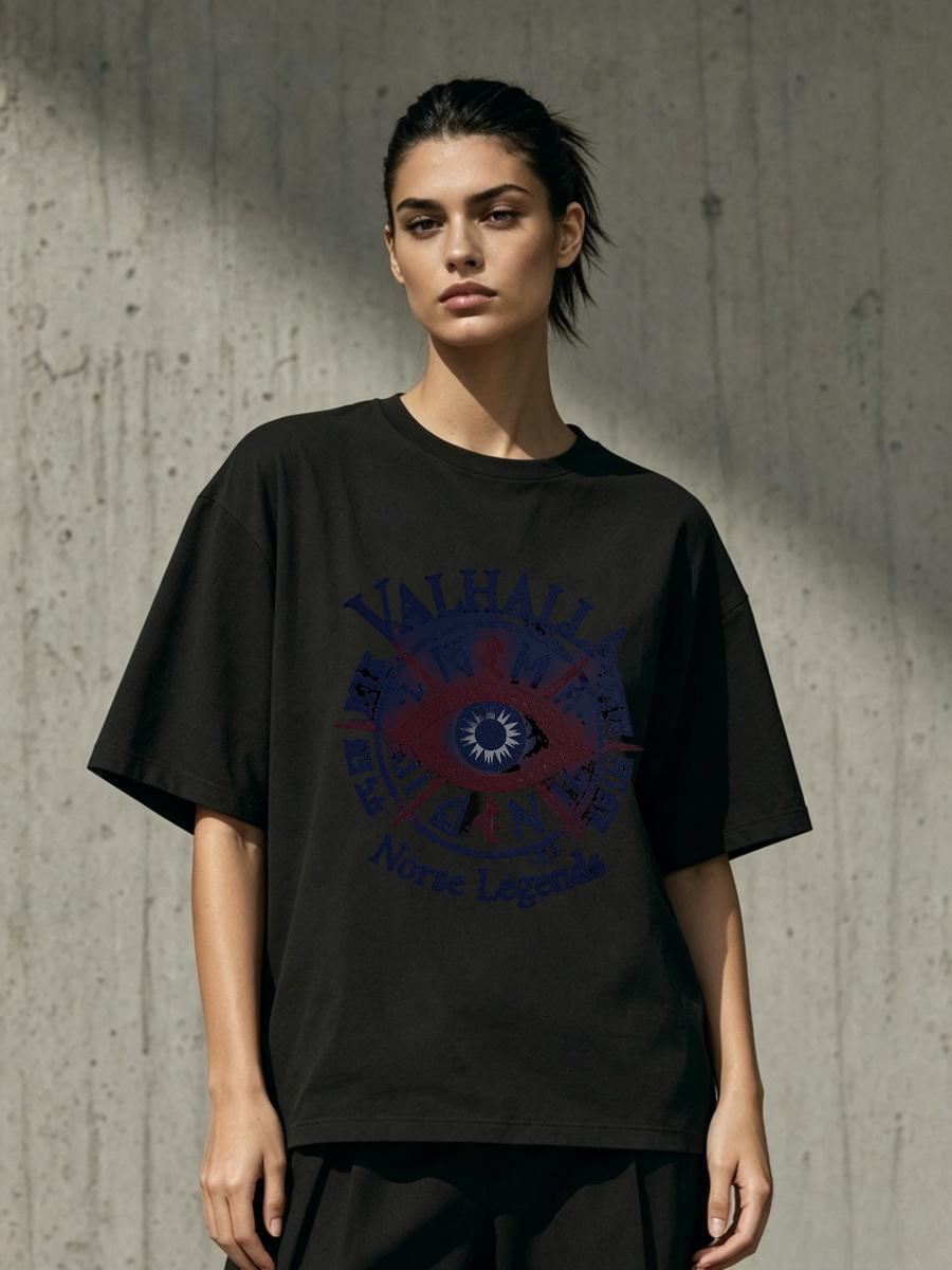 Tシャツ 冬のアウトドアアドベンチャーを映し出す アスレチッ - Outdoor Adventure Logo のレビューと価格
